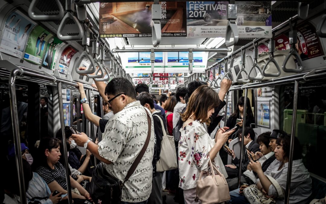 Conseils pour Naviguer dans le Métro de Tokyo